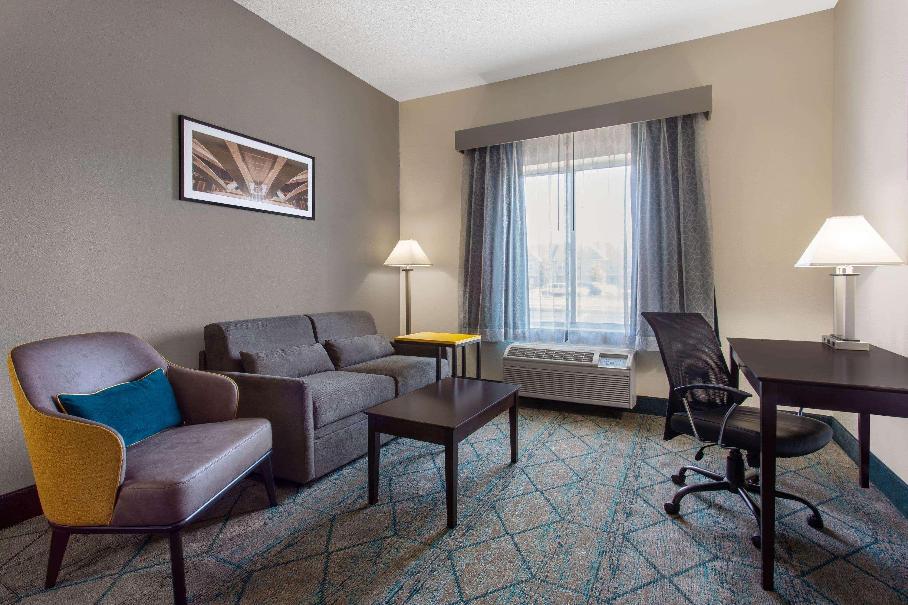La Quinta By Wyndham Columbus West - Hilliard Hotell Exteriör bild