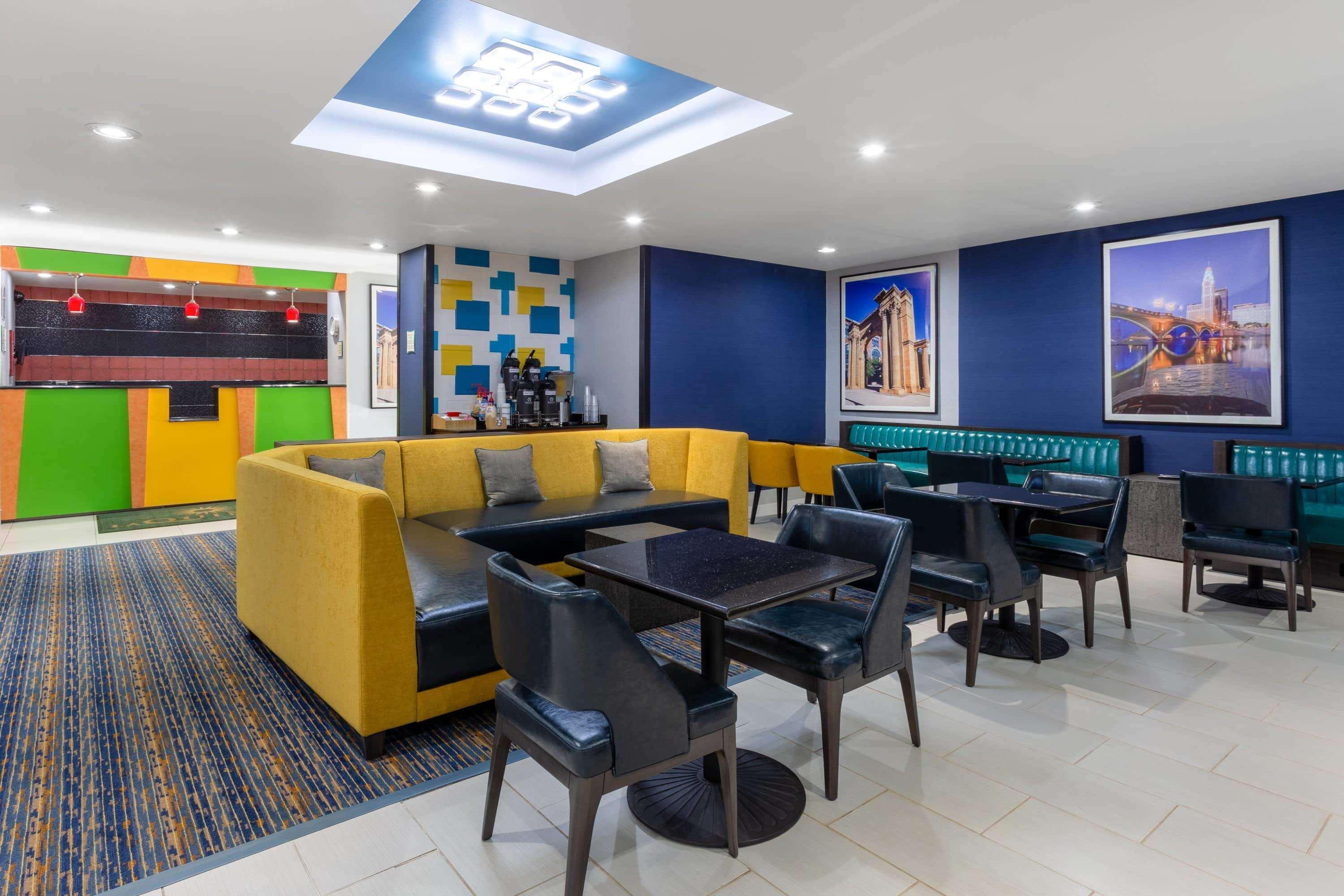 La Quinta By Wyndham Columbus West - Hilliard Hotell Exteriör bild